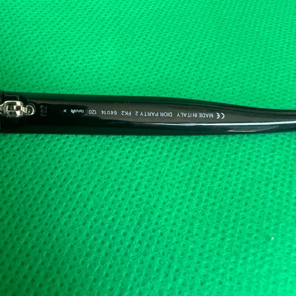 Dior Unisex Elegant Black Sunglasses - Picture 10 of 12